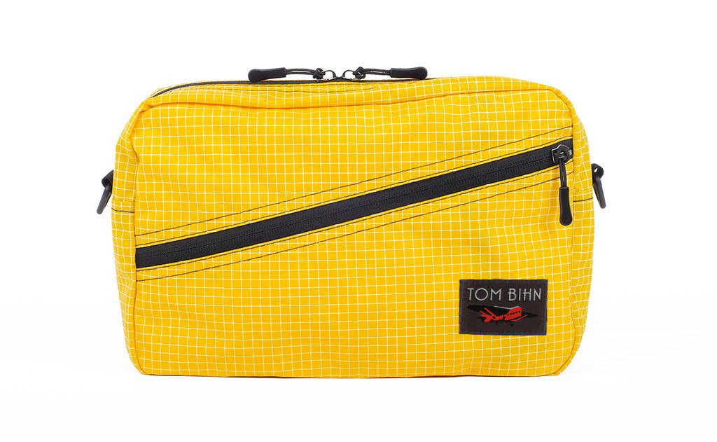 visible variant TB0921-OD^^A Packing Cube Shoulder Bag in Solaris (yellow with white grid) 200 Halcyon