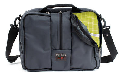 visible variant TB0968-GKWD^^Pilot in Nebulous Grey (medium grey) 525 Ballistic with Wasabi (green with white grid) 200 Halcyon interior.