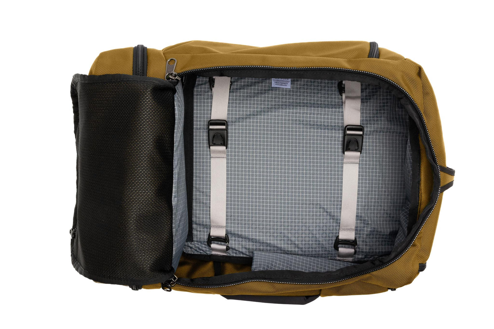 visible variant TB0903-CBND^^ An open Techonaut 45 with a Coyote (tan) exterior and a Northwest Sky (grey) interior.