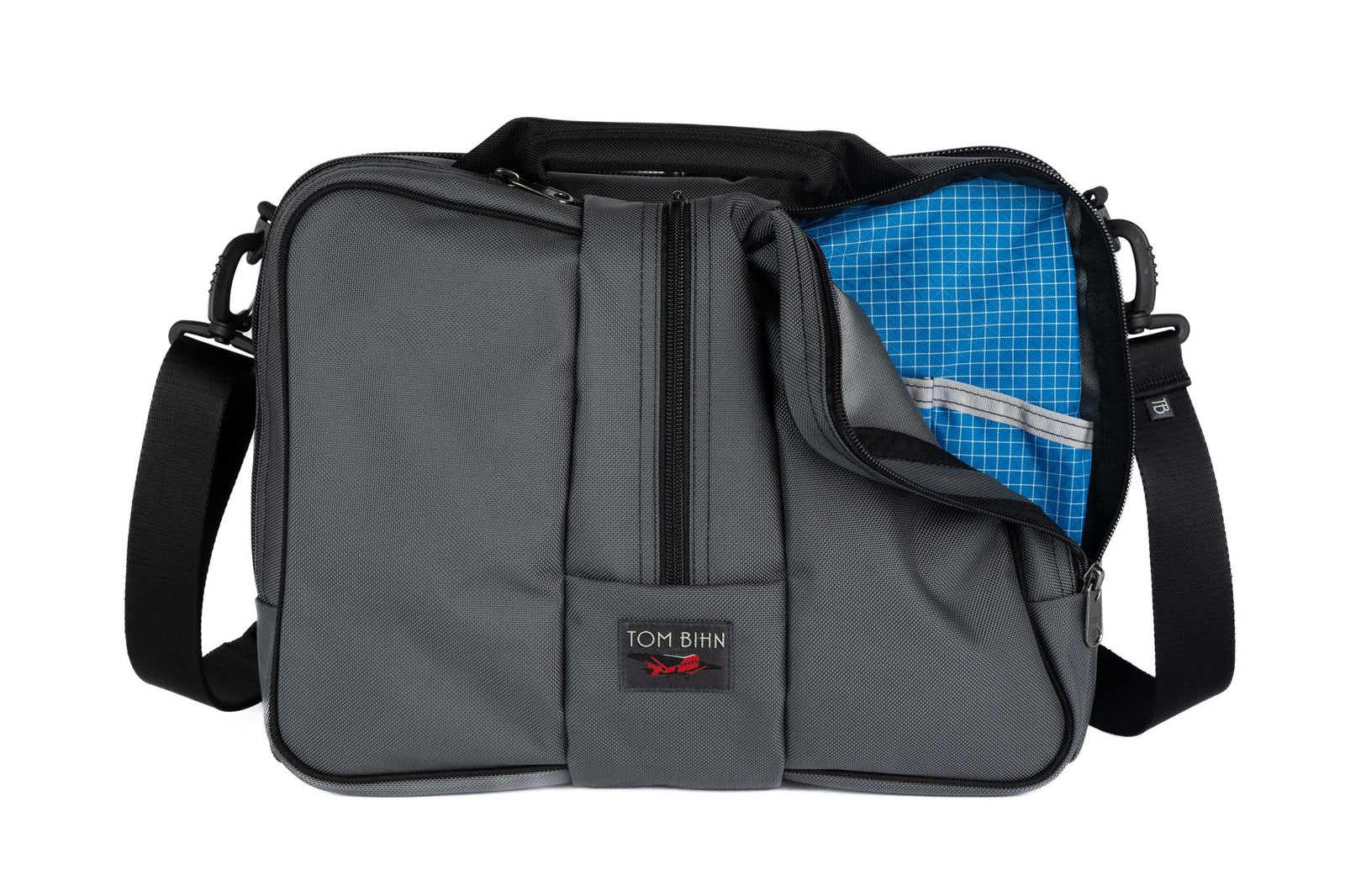visible variant TB0968-GKLD^^Pilot in Nebulous Grey (medium grey) Ballistic with Island (blue with white grid) 200 Halcyon interior.