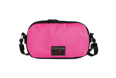 visible variant TB0412-PD^^The Bantam in Cerise 200 Halcyon with a shoulder strap