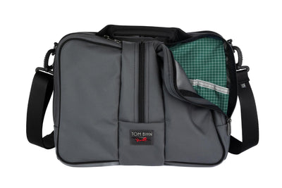 visible variant TB0968-GKKD^^Pilot in Nebulous Grey (medium grey) Ballistic with Sitka (dark green with white grid) 200 Halcyon interior.