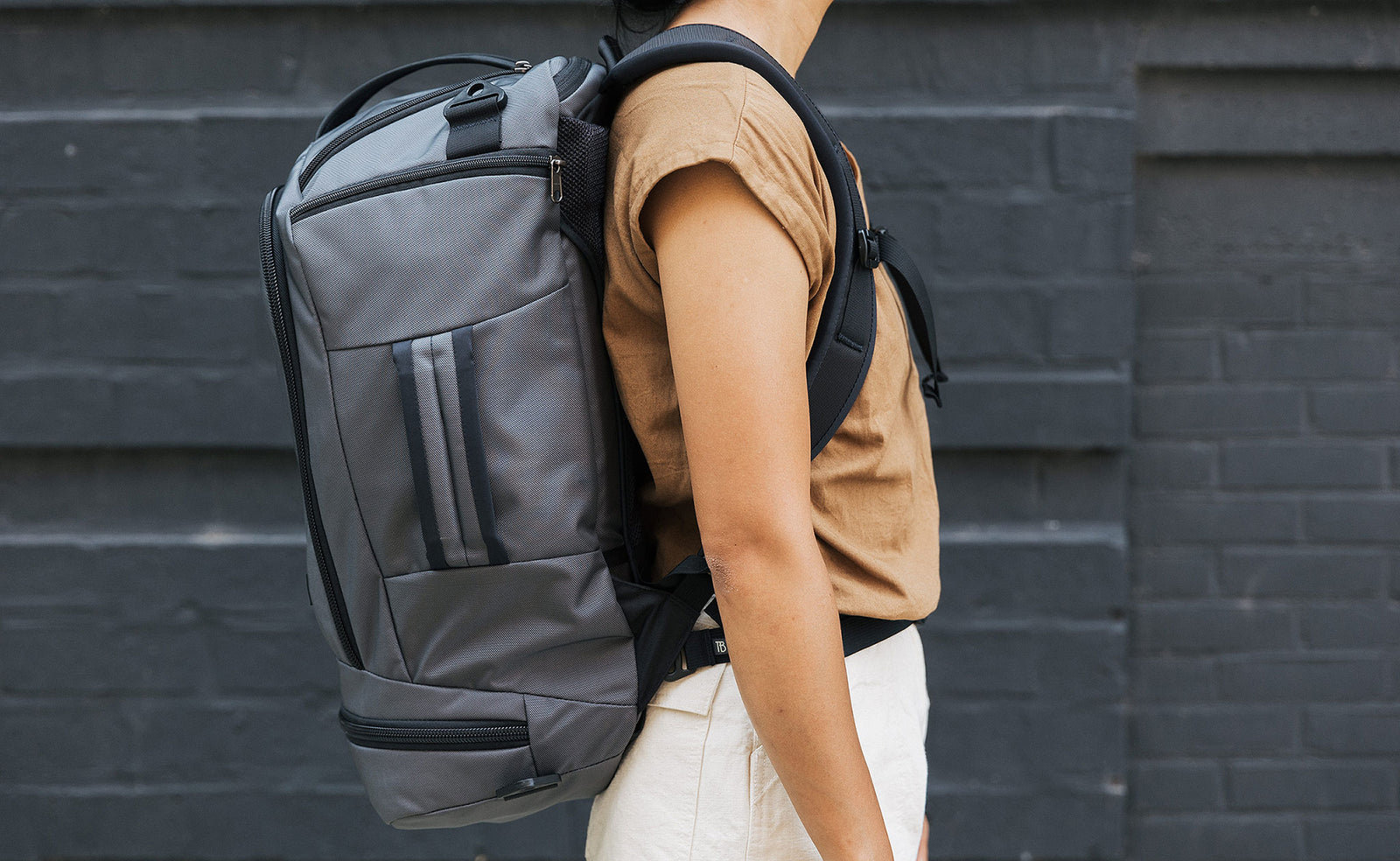 A profile view of a 5 foot 5 inch person wearing the Techonaut 45.