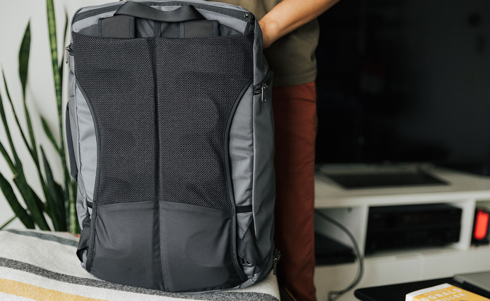 visible detail^^ The mesh back panel of the Techonaut 45