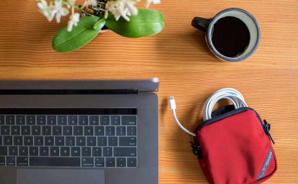 lifestyle visible^^Cubelet with a power cable