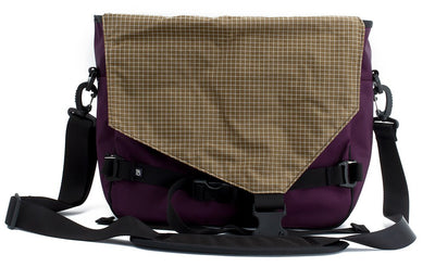 visible variant TB0204-UKCD^^The Maker's Bag in Aubergine (dark purple) 525 Ballistic with a Coyote (brown with white grid) 200 Halcyon interior.