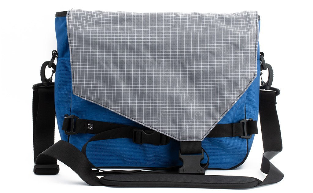 visible variant TB0204-NKND^^The Maker's Bag in Constellation (light blue) 525 Ballistic with a Northwest Sky (light grey with white grid) 200 Halcyon interior.
