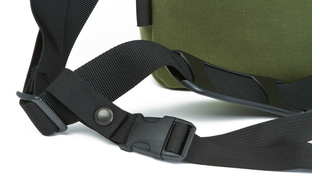visible variant TB0523^^Cafe Bag Messenger Stabilizer attached to Olive Cafe Bag.