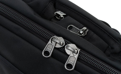detail visible^^Close shot of the zipper on the Pilot.