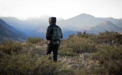 lifestyle visible^^A person hiking with the Synapse 19.