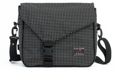 visible variant TB0204-OH5D TB0204-OHID TB0204-OHUD TB0204-OHLD^^The Maker's Bag in Original (black with white grid) 400 Halcyon.