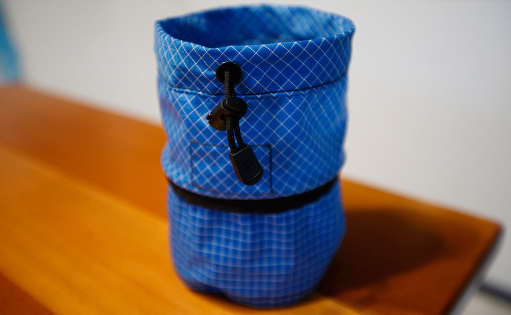 TB0990-ID TB0990-LD TB0990-ND TB0990-UD TB0990-WD TB0990-KD TB0990-FD TB0990-MD^^A Small Travel Tray with the top pulled up.