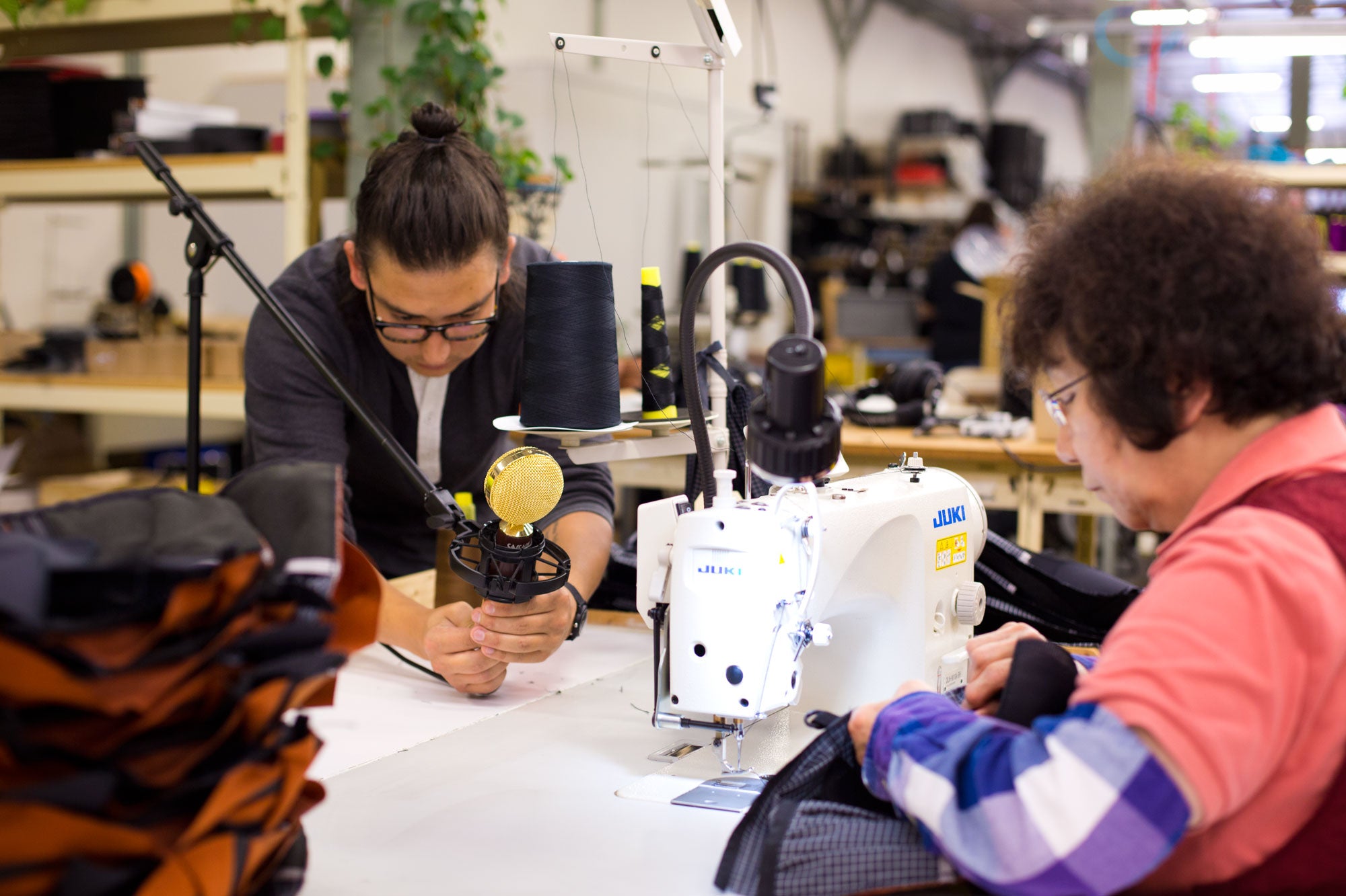 Factory Noise Song | TOM BIHN