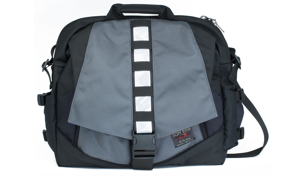 Super Ego Messenger Bag | TOM BIHN