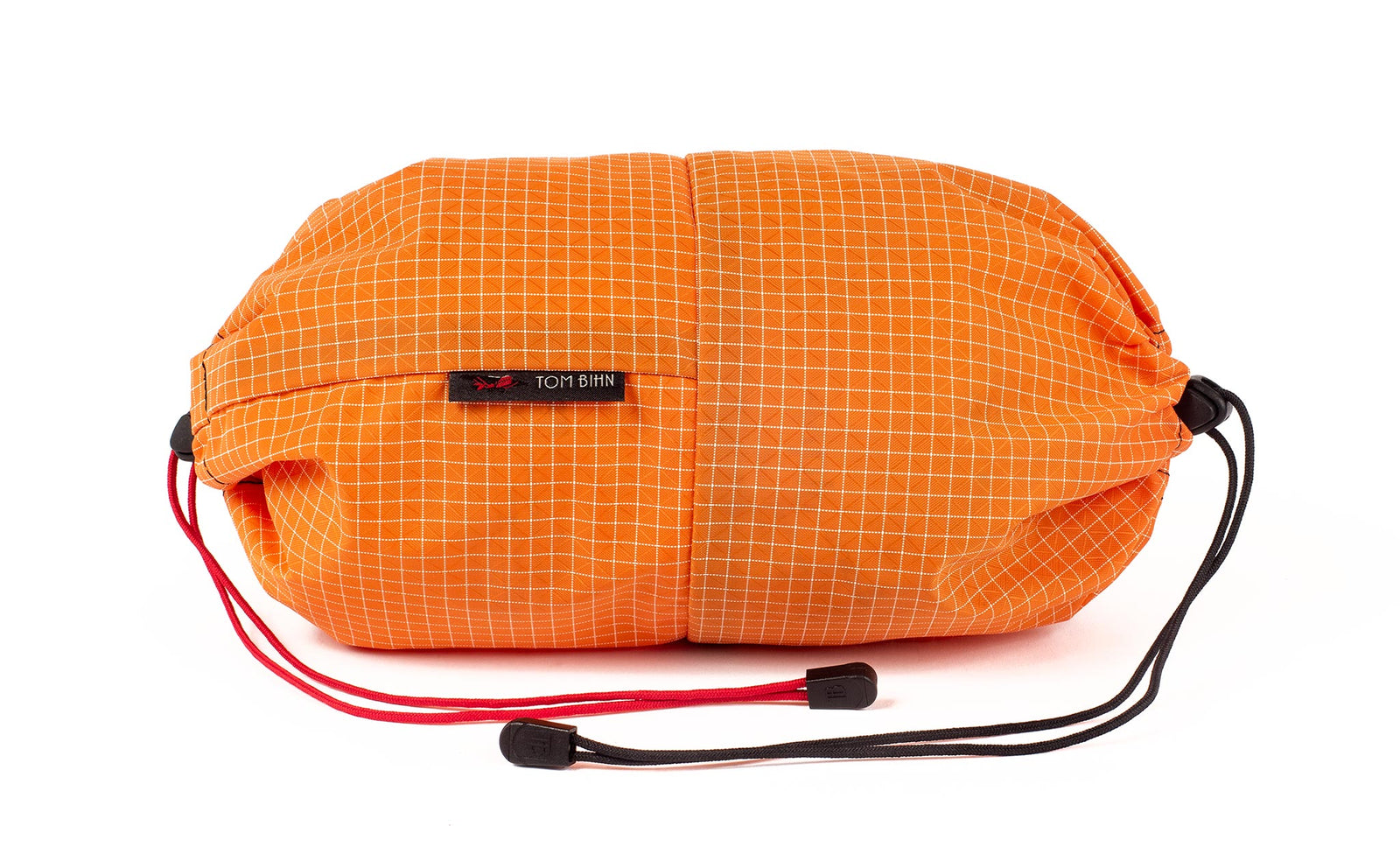 visible variant TB09375-ZD TB09376-ZD^^An Aeronaut 30 Travel Laundry Stuff Sack in Zest (orange with white grid) 200 Halcyon.