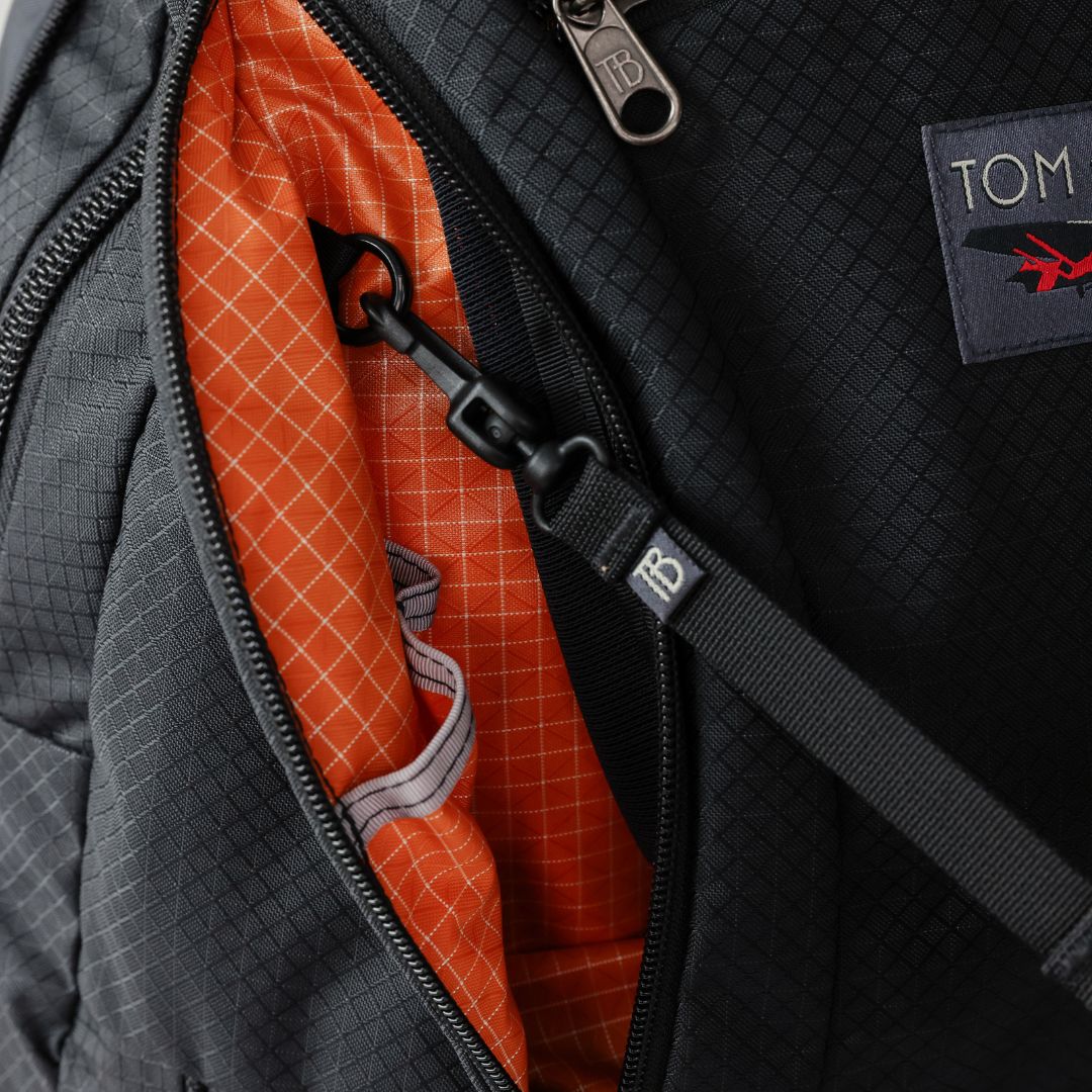TOM BIHN Synapse 19, Everyday Carry Backpack, 19L