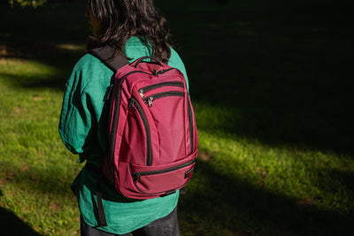 visible lifestyle^^A person wearing a Synik 26