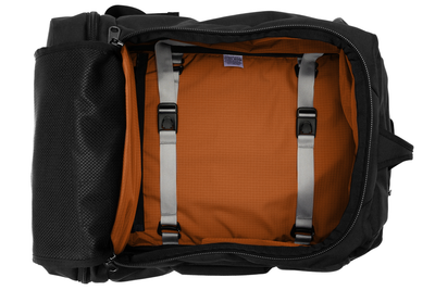 visible variant TB0903-BKPL^^ An open Techonaut 45 with a Black exterior and a Persimmon (orange) interior.