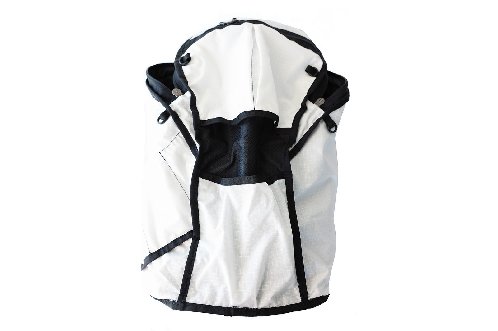 visible detail^^Interior pockets of Smart Alec 2.0 (bag reversed to show)