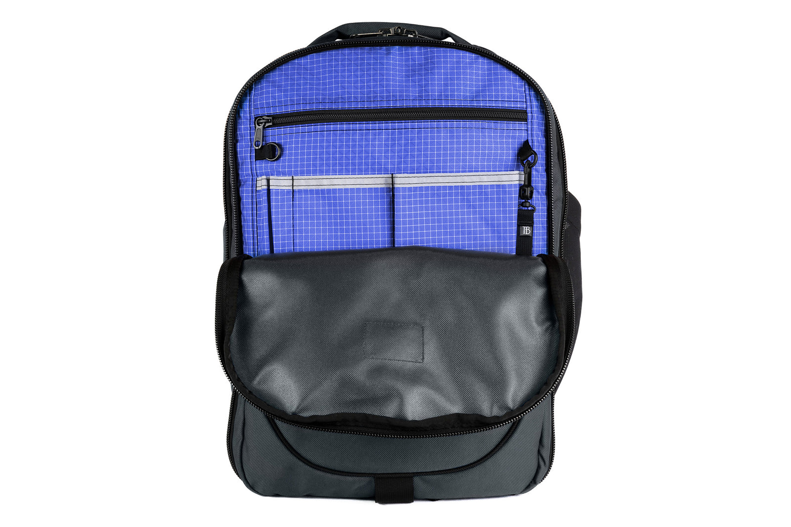 visible variant TB0133-GK9D^^Exterior of the Bixi in Nebulous Grey Ballistic with Selkie 200 Halcyon interior