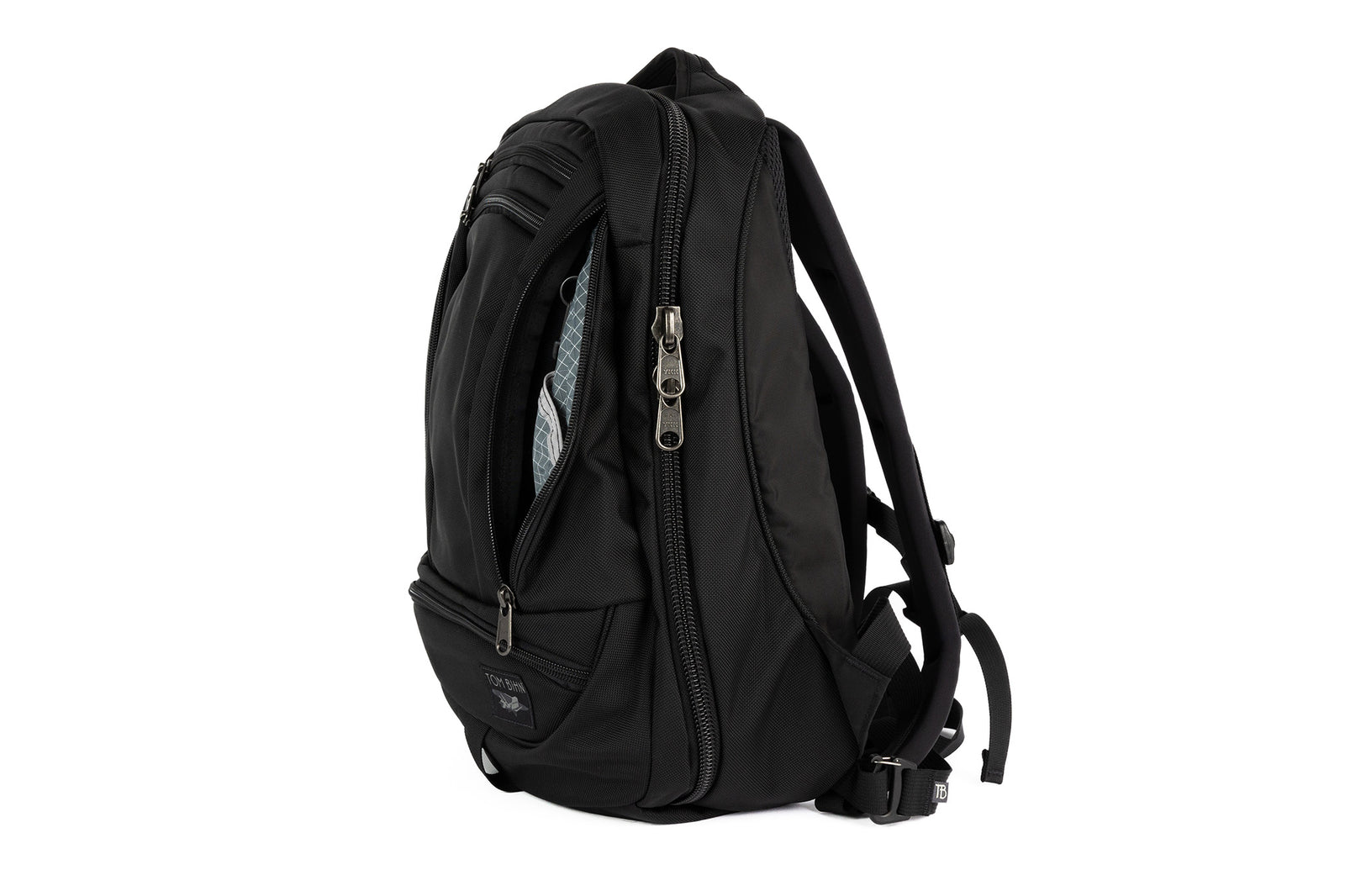 visible variant TB0120-BKND^^Synik 22 in Black Ballistic with Northwest Sky (grey with white grid) Halcyon interior.