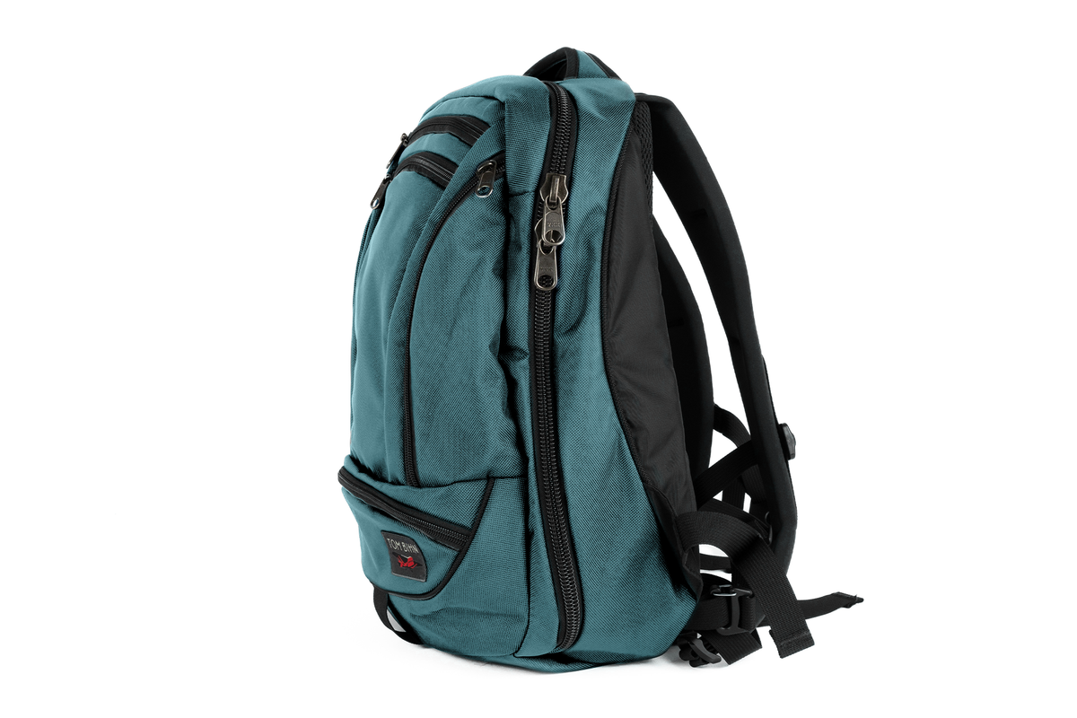 TOM BIHN Synik 22, Everyday Carry & Travel Backpack, 22L TOM BIHN Synik 22, Everyday Carry & Travel Backpack, 22L