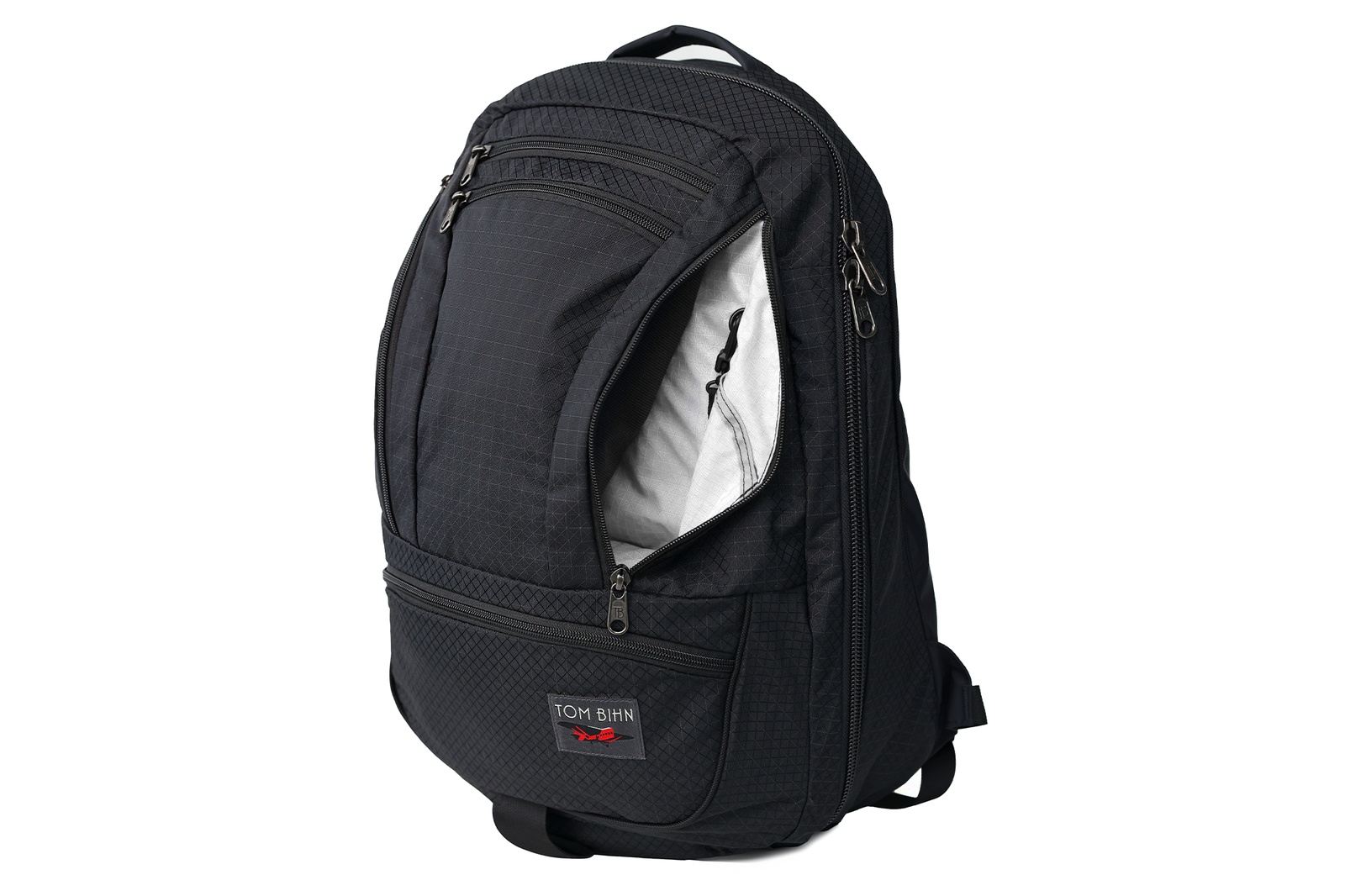 visible variant TB0121-BTTD^^Synik 30 in Black Spectron with a Tahoma 200 Halcyon interior