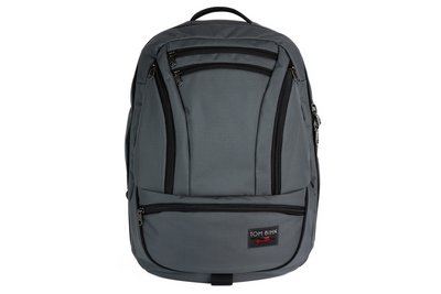 visible variant TB0121-GKPL TB0121-GKND TB0121-GKSL TB0121-GKGD TB0121-GK7D TB0121-GKGD TB0121-GKRL TB0121-GKOL TB0121-GK6D TB0121-GKLD TB0121-GKWD TB0121-GKOD TB0121-GKZD TB0121-GKCD^^A face shot of the Synik 30 in Nebulous Grey (Medium grey) Ballistic.