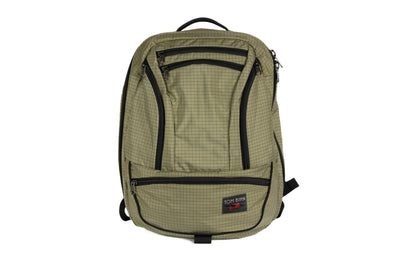 visible variant TB0121-VHND ^^A face shot of the Synik 30 in Taiga (olive green with grey grid) 400 Halcyon.