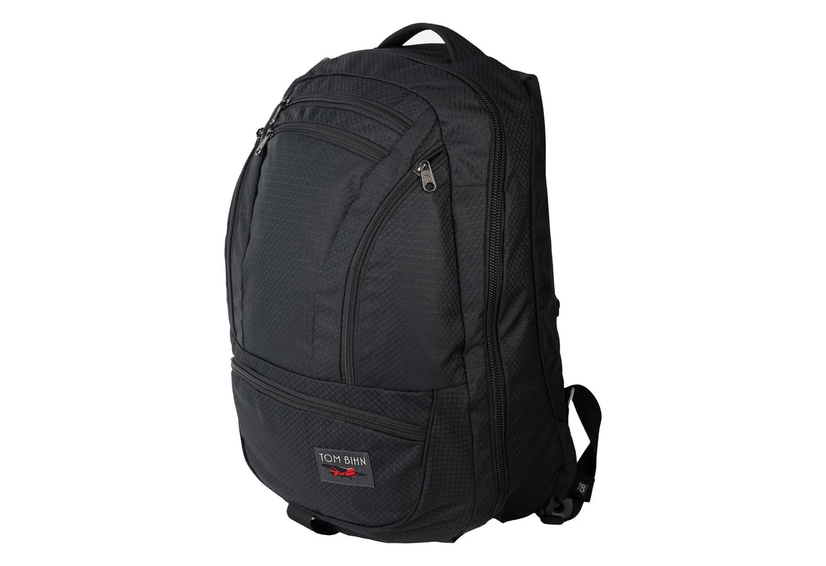 TOM BIHN Synik 30, Everyday Carry & Travel Backpack, 30L Black 420 Spectron/Northwest Sky 200 Halcyon