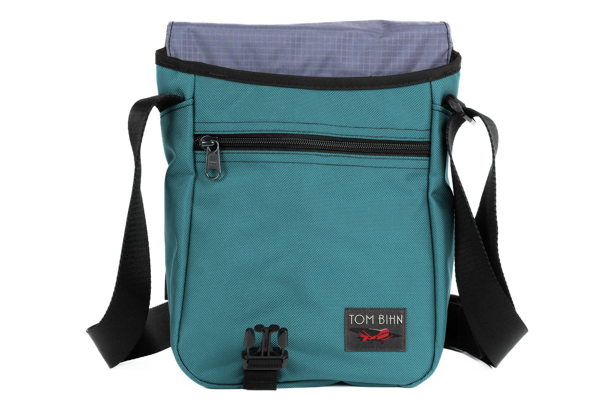 visible variant TB0201-KKDL^^Small Cafe Bag in Agave Ballistic with a Dusk 210 Cerylon interior