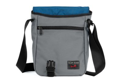 visible variant TB0201-LKOL^^Small Cafe Bag in Cloud Ballistic with a Cobalt 210 Cerylon interior