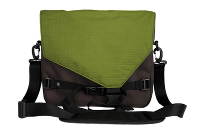 visible variant TB0204-RKML^^The Maker's Bag in Ursa (brown-grey) Ballistic with a Moss (dark green with green grid) 210 Cerylon interior.