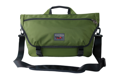 visible variant TB0210-VKCD^^The Marathon in Saguaro Ballistic with shoulder strap