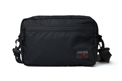 visible variant TB0415-BT7D^^The rear of the Side Hustle in Black 420 Spectron.