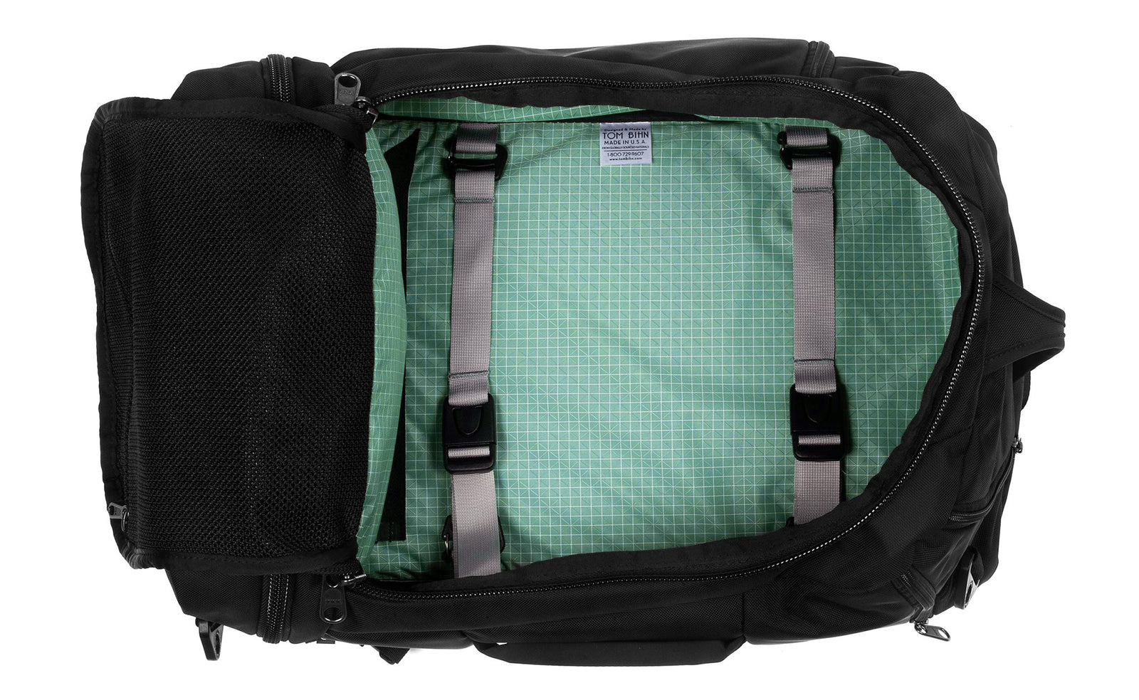 visible variant TB0902-BKGD^^ An open Techonaut 30 with a Black exterior and a Seafoam (blue-green) interior.
