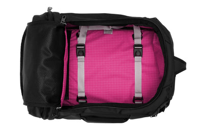 visible variant TB0902-BKPD^^ An open Techonaut 30 with a Black exterior and a Cerise (bright pink) interior.