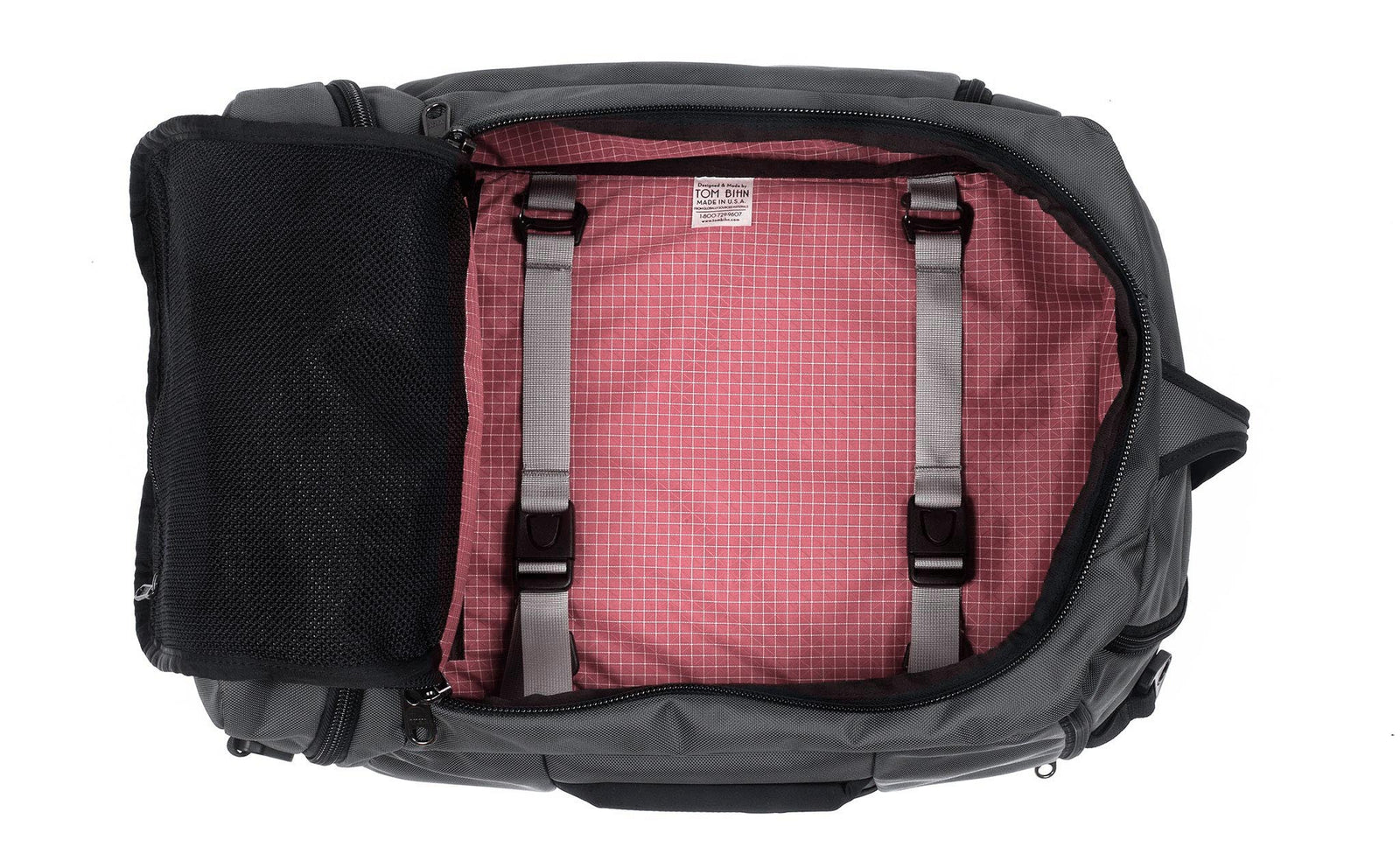 visible variant TB0902-GK4D^^ An open Techonaut 30 with a Nebulous Grey (dark grey) exterior and an Sakura (pale pink) interior.