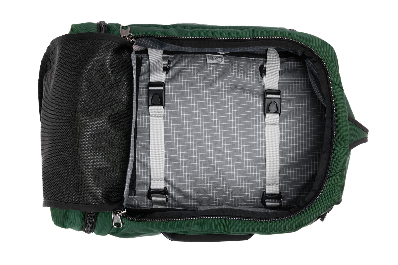 visible variant TB0902-WKND^^ A Techonaut 30 with a Wilderness (dark green) exterior with Northwest Sky (light grey with white grid pattern) 200 Halcyon interior.
