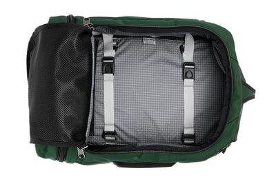 visible variant TB0902-WKND^^ A Techonaut 30 with a Wilderness (dark green) exterior with Northwest Sky (light grey with white grid pattern) 200 Halcyon interior.