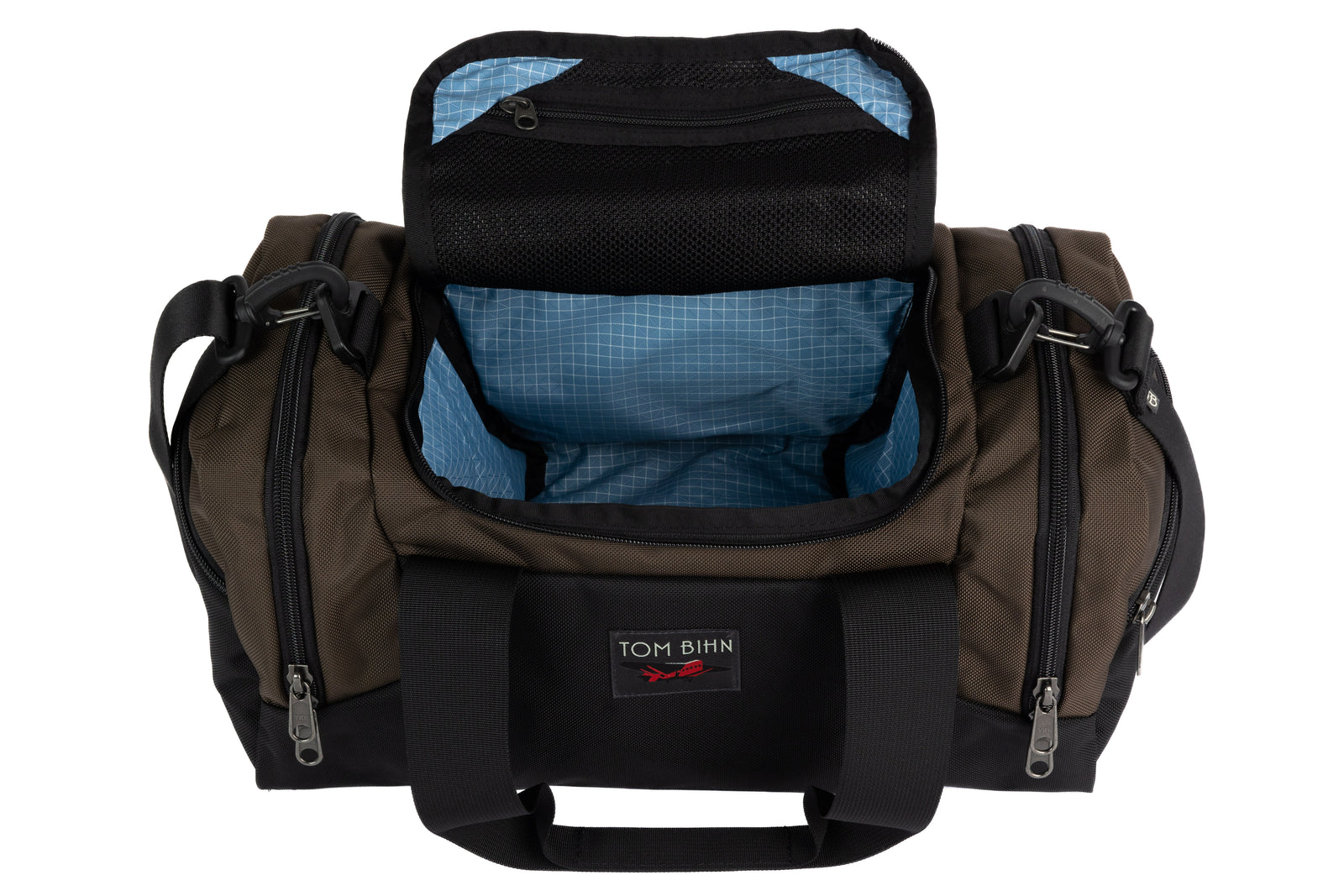 visible variant TB0904-RK7D^^The Night Flight Travel Duffel in Ursa Ballistic with a Tidal 200 Halcyon interior.