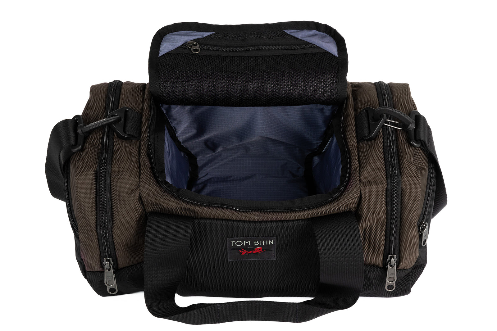 visible variant TB0904-RKDL^^The Night Flight Travel Duffel in Ursa Ballistic with a Dusk 210 Cerylon interior.