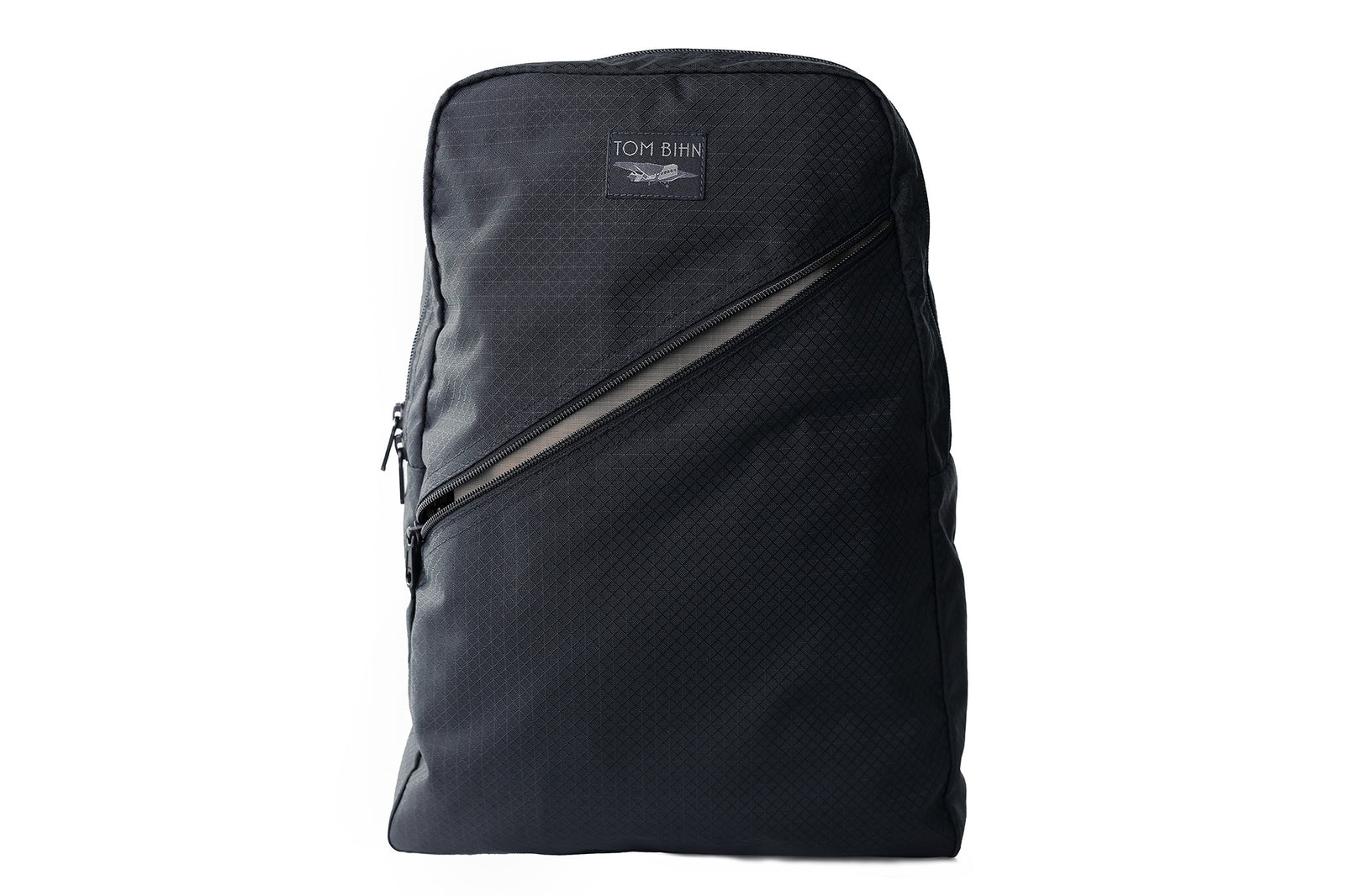 visible variant TB0922-BTGL^^Daylight Backpack in Black Spectron with Mountain 210 Cerylon interior