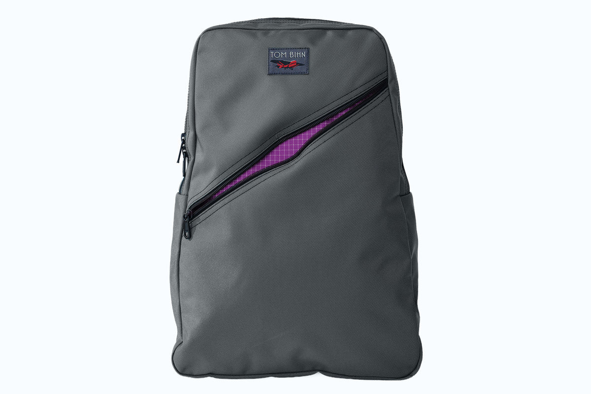 visible variant TB0922-GKUD^^Daylight Backpack in Nebulous 630 Ballistic with Ultraviolet 200 Halcyon interior