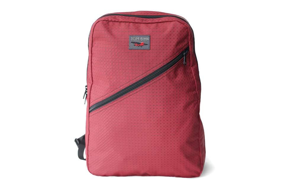 visible variant TB0922-RTPL^^Daylight Backpack in Bordeaux Spectron