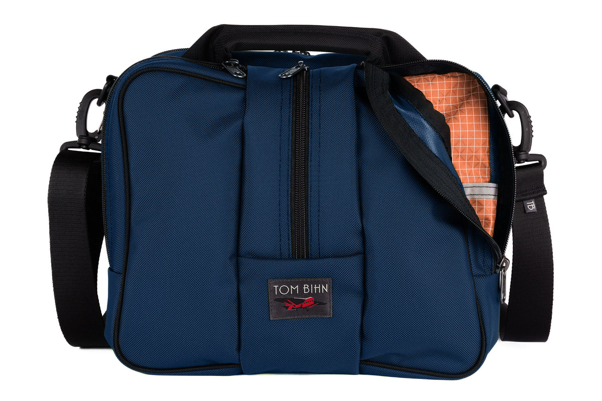 visible variant TB0967-DK3D^^Co-Pilot in Deep Blue/Cantaloupe.