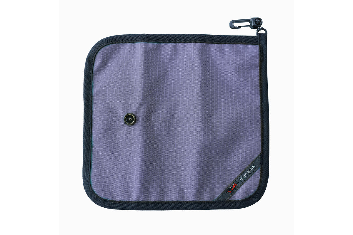 visible variant TB1235-DL^^The back of a Tool Pen Wrap in Dusk (bluish-purple with bluish-purple grid) 210 Cerylon.