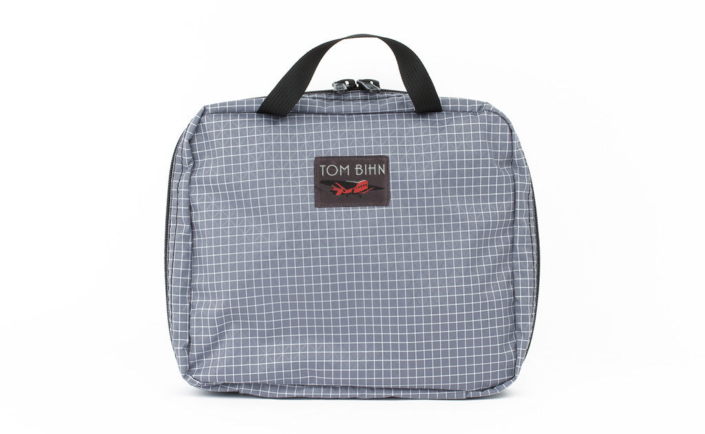 visible variant TB1266-ND^^A Deluxe Spiff Kit in Northwest Sky (light grey with white grid) 200 Halcyon.