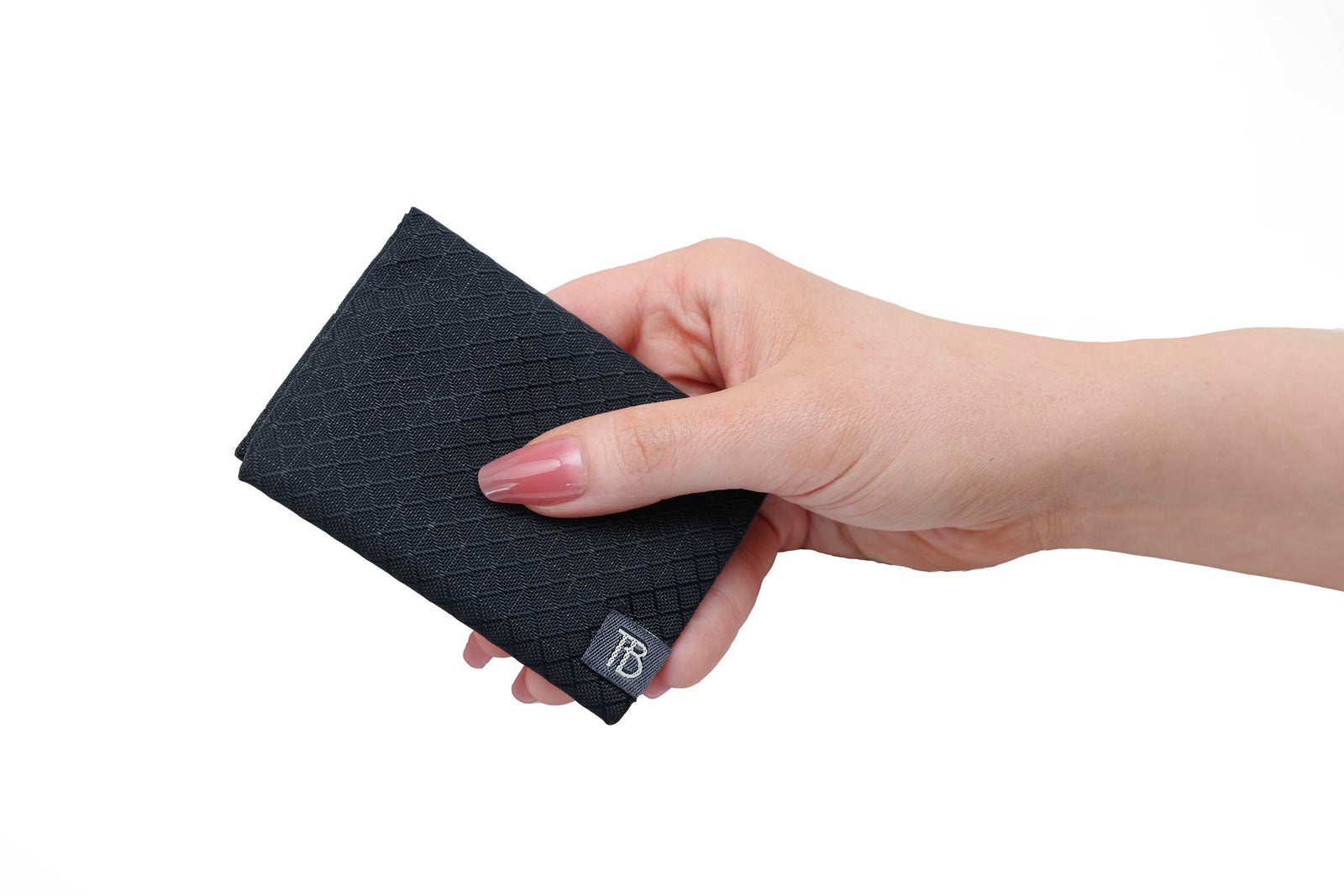 visible variant TB1294-BT^^The exterior of the Minimalist Wallet