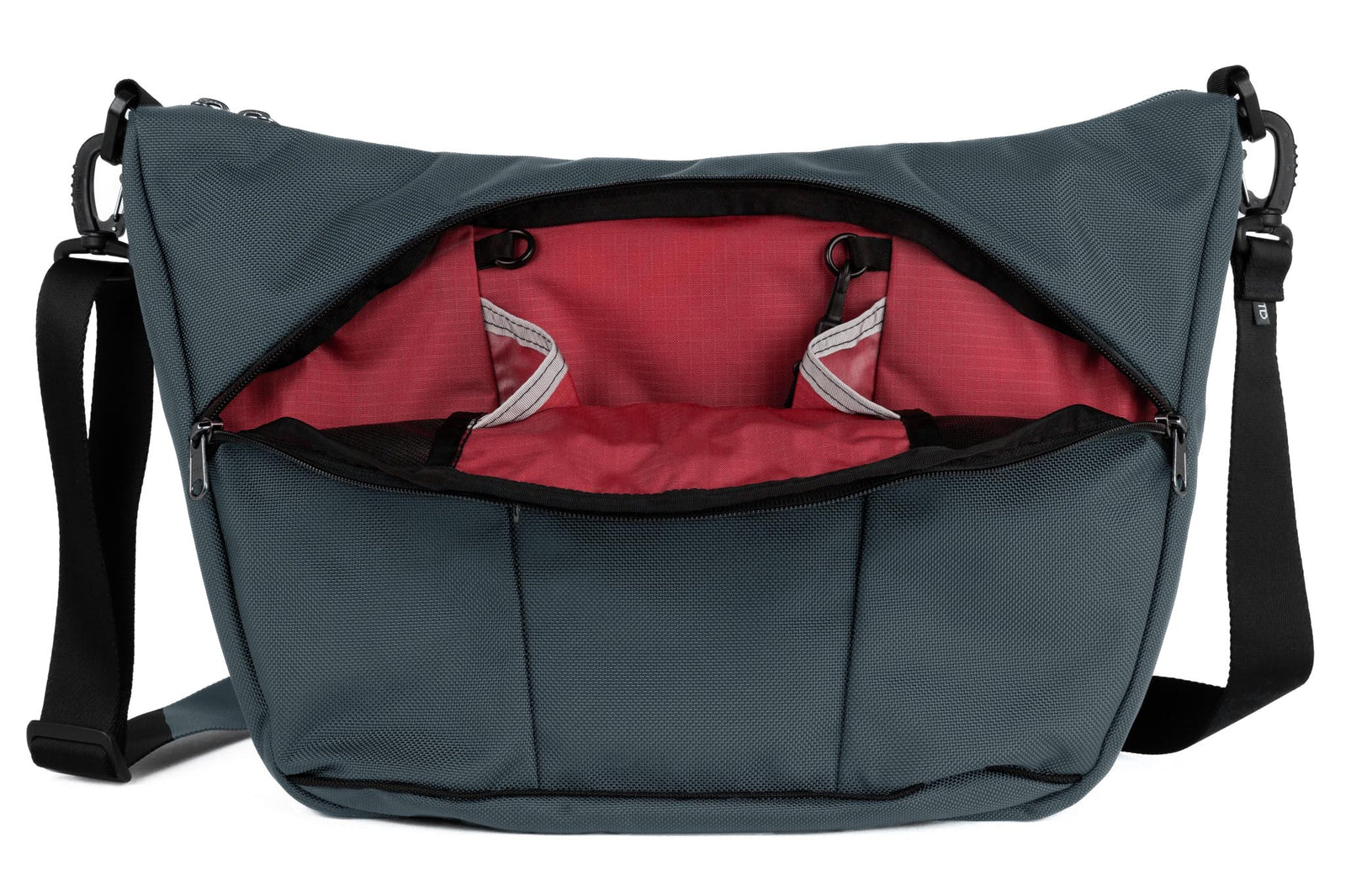 visible variant TB1405-GKSL^^Parental Unit in Nebulous Grey (medium grey) Ballistic with Island (dark red with red grid) 210 Cerylon.